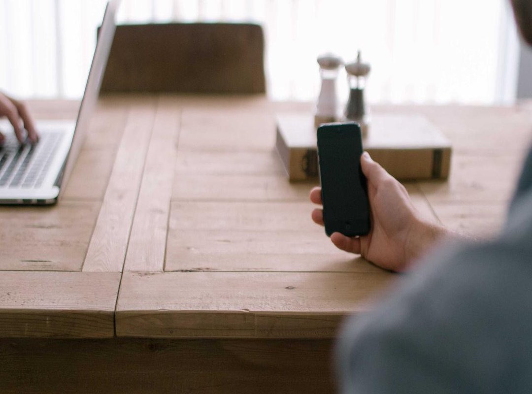 Comparisons: Raft Eneba vs. Other Training Tools